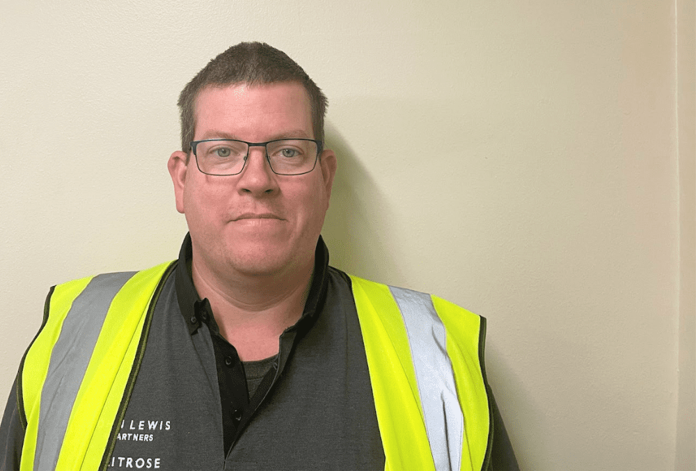 Read more about the article Craig becomes first in John Lewis to complete warehouse supervisor apprenticeship 